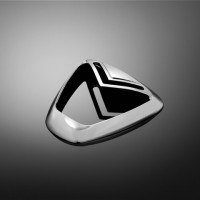 Kryt koncového světla motocyklu Highway Hawk NEW STYLE pro SUZUKI C1800R Intruder, Boulevard C109R (1ks)